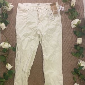 Kenzie The Slim Off White Jeans / Size: 10/30 / Never Worn / Tags On